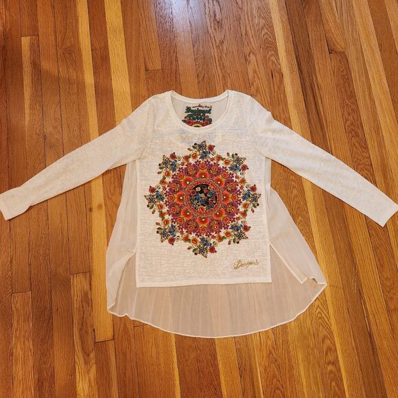 Desigual Prisca White L/S High Low Top, Colorful Mandala, Sheer Pleats, Sz 8 - Picture 9 of 13